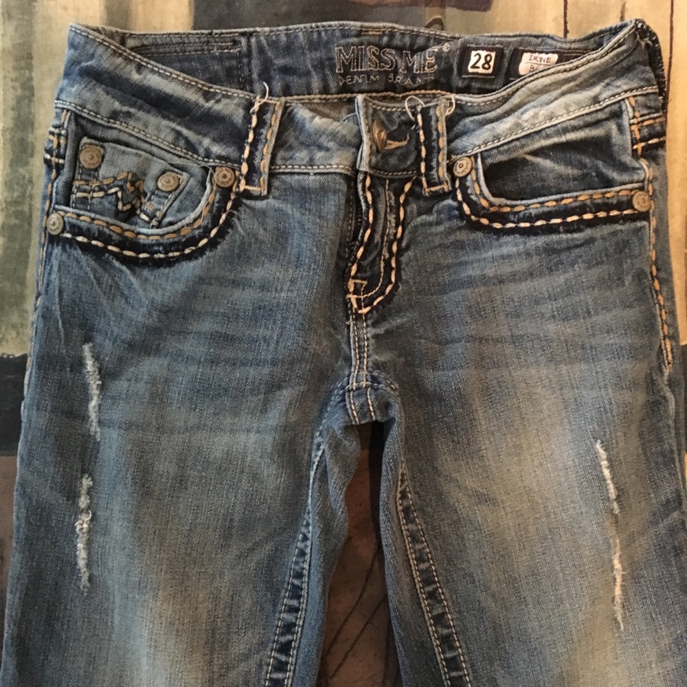 Women’s Miss Me jeans